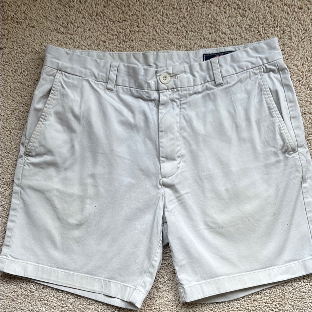 Vineyard Vines Tan Flat Front Shorts Casual Summer Essential